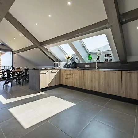 Bright Duplex In - 2 Bedrooms Close To The Slopes Appartamento